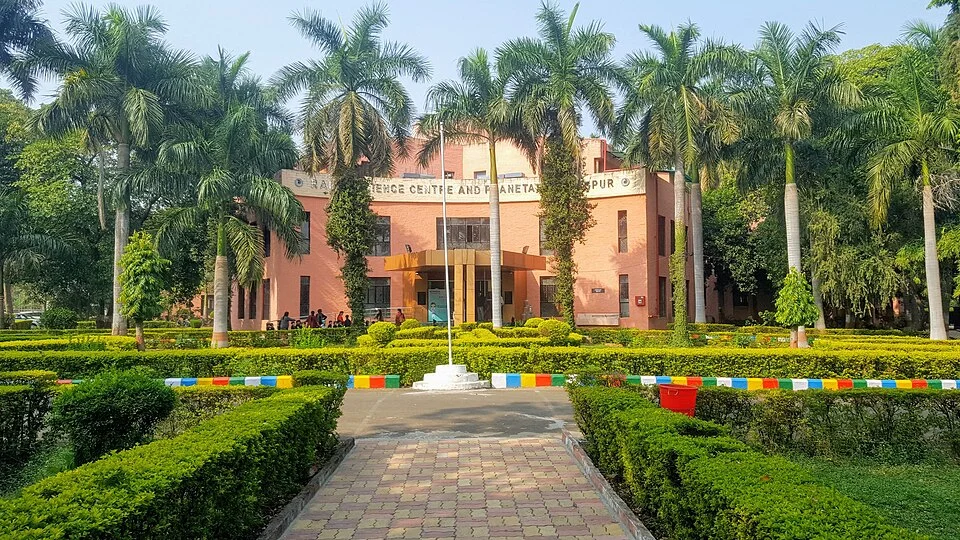 Local taxi service in Nagpur 3 Raman Science Centre Nagpur