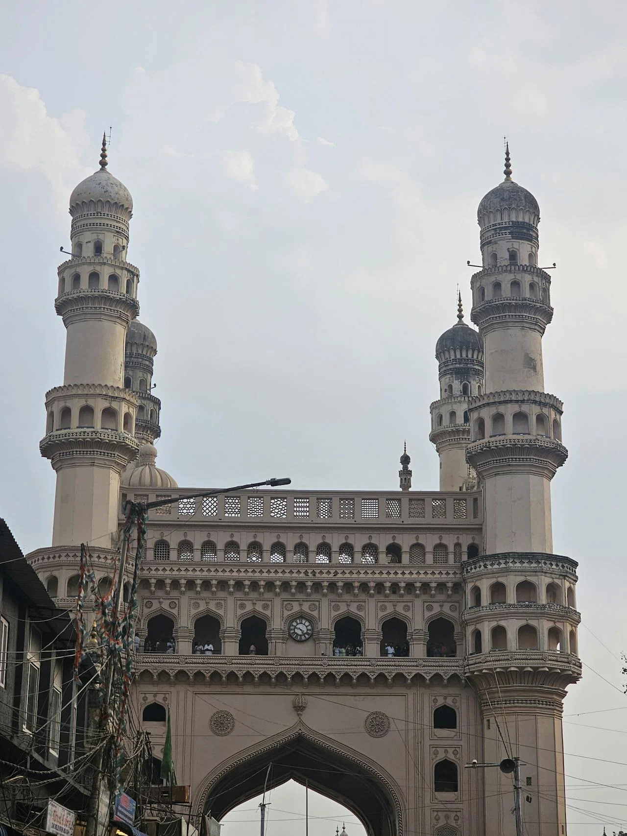 Outstation taxi service in Nagpur 2 Hyderbad