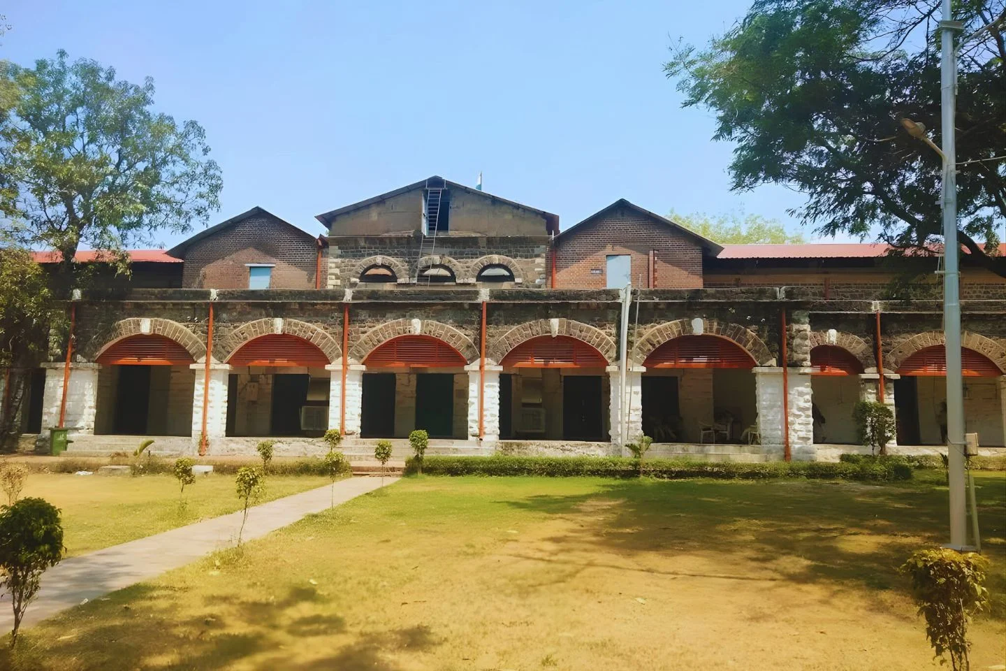 Local taxi service in Nagpur 4 sitabuldi fort nagpur tourism header